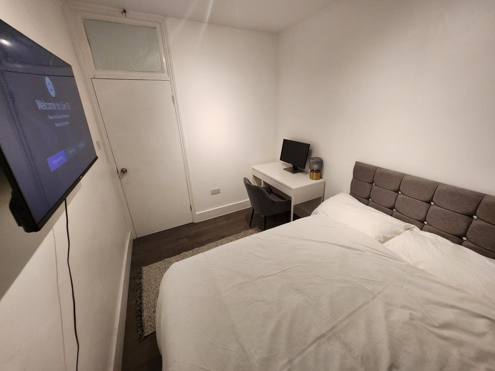 Apartmán Flat With Work Station, Monitor, Smart Tv & Netflix Londýn Exteriér fotografie