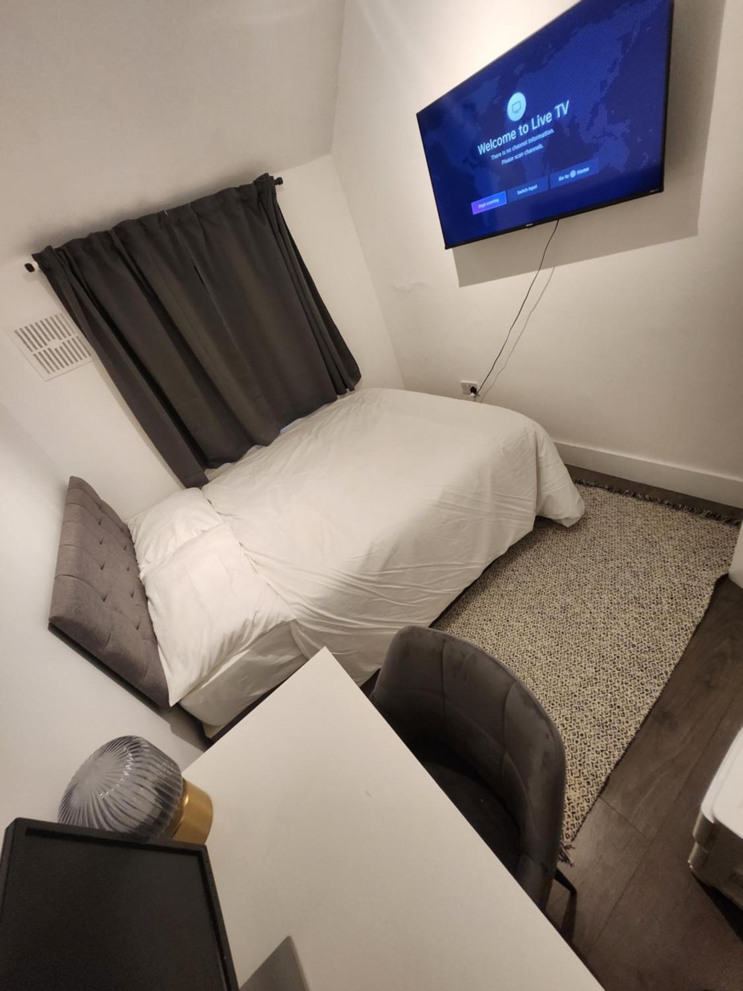 Apartmán Flat With Work Station, Monitor, Smart Tv & Netflix Londýn Exteriér fotografie